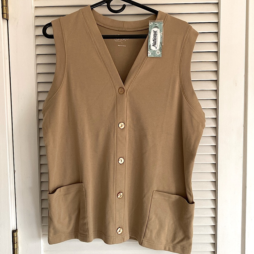NWT UltraSoft Vest Front Pockets L Camel by National